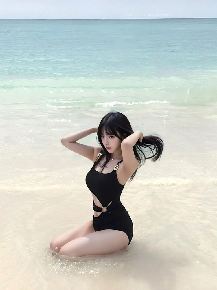 Sexy Cutout Monokini Women 202 - Spa & Wellness Jura Resort Centre De Loisirs Des Franches Montagnes avis et prix